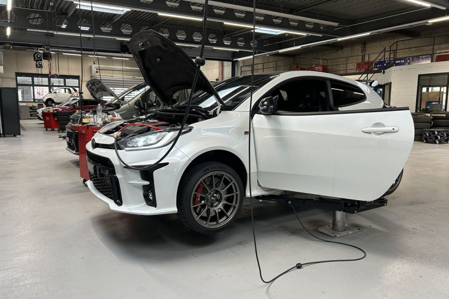 Diagnose und Reparatur bei der Garage Jörg AG Weesen