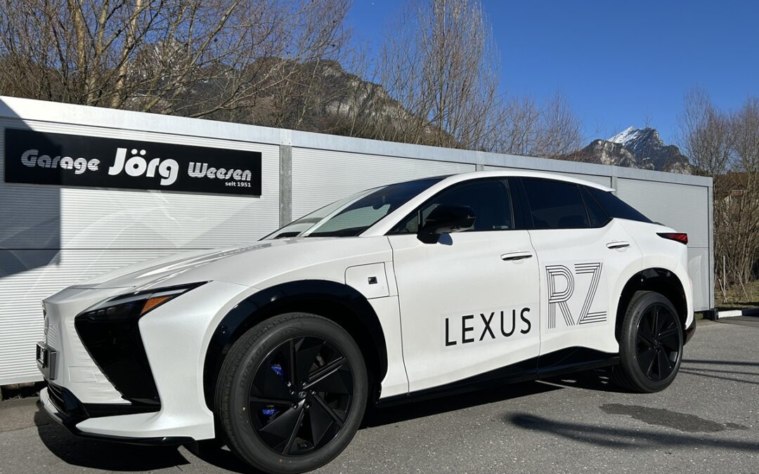 Lexus RZ