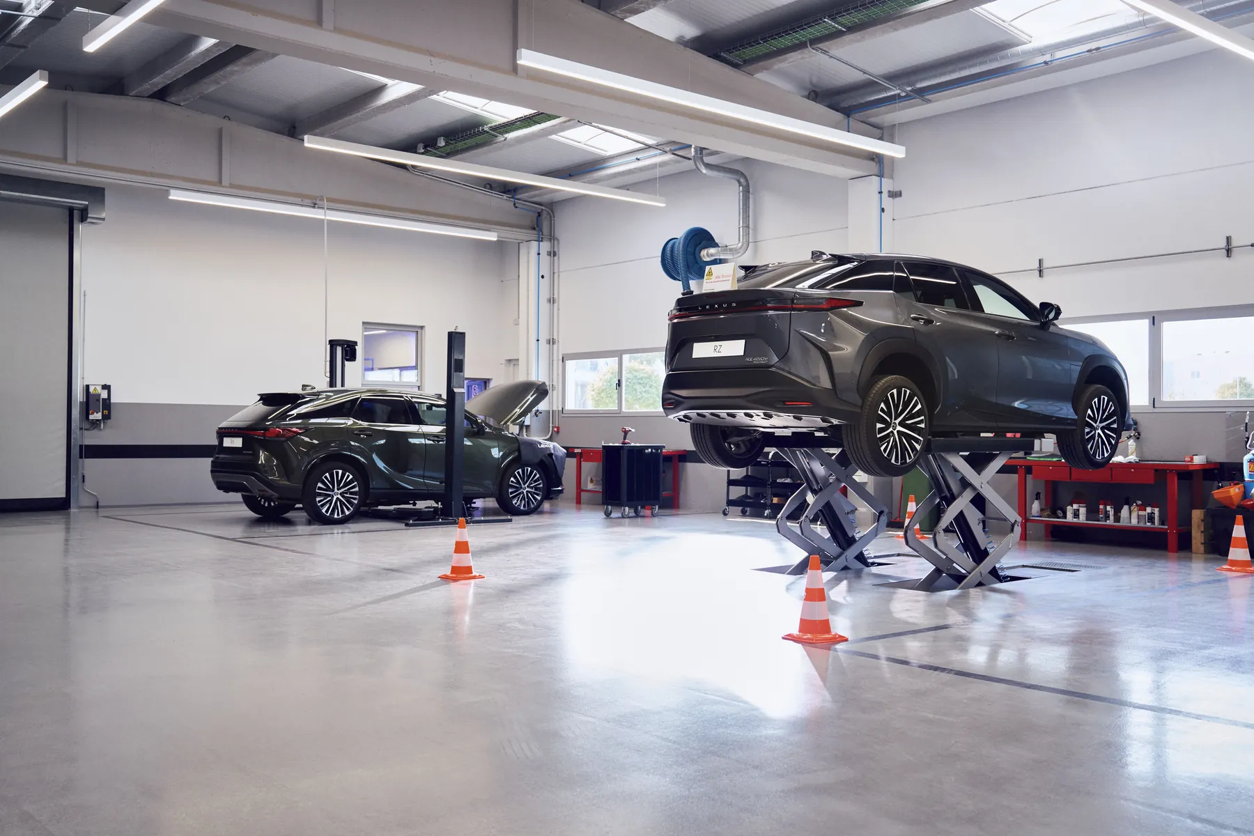 Räder auswuchten beim Lexus Service der Garage Jörg AG Weesen