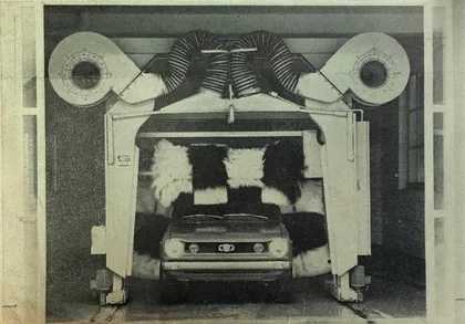 Vollautomatische Schnellwaschanlage «California» der Garage Jörg ab 1969