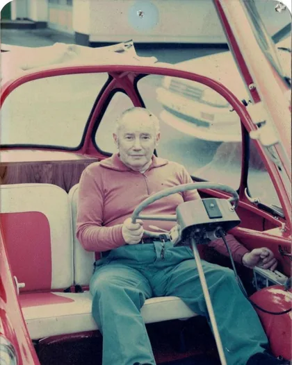 Gründung der Familien-Aktiengesellschaft Garage Jörg AG 1988